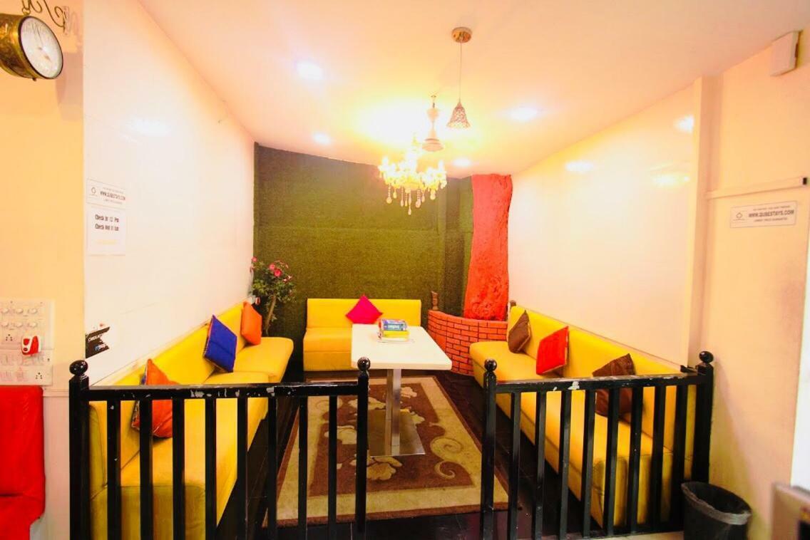 Town Hostel Mumbai - Ac Dormitory, Mumbai